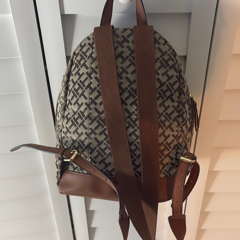 Brown And Tan Patterned Backpack - image 2